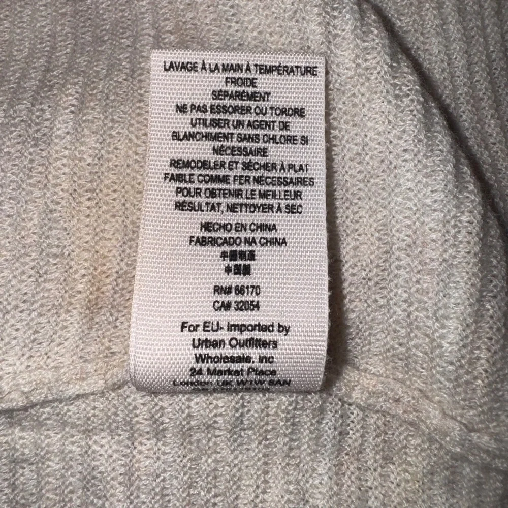 Free People Starman Cream Ribbed Bell Sleeve V‎ Neck Pullover Sweater L